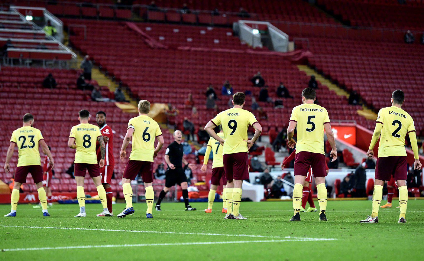 也為熱那亞 也為熱那亞